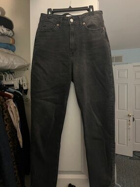 H&M Women's Black High-Rise Ankle Jeans